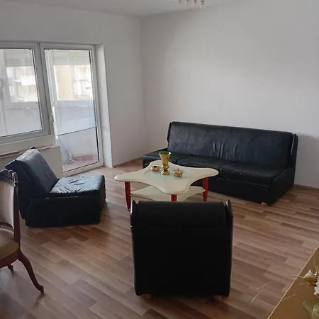 Apartment Trade Centre View Kocani